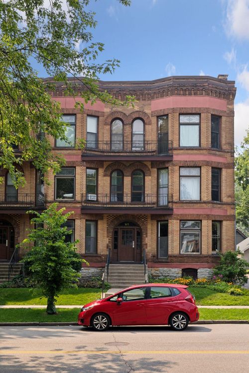 apt-1n-115 Western Ave N, Saint Paul, MN, 55102-4614 | Card Image