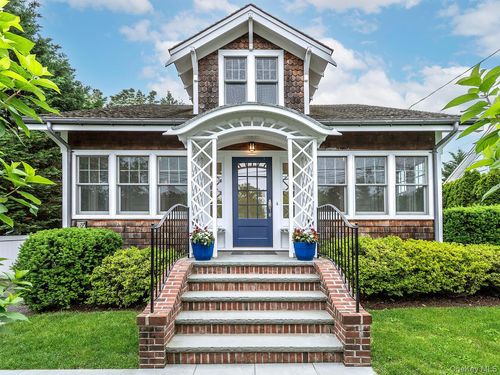 29 Birch St, Locust Valley, NY, 11560-1707 | Card Image