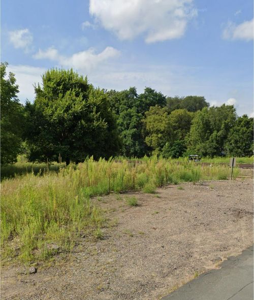 40 Main St Nw, Bethel, MN, 55005 | Card Image