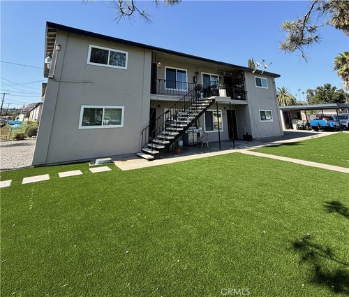 1724 Crofton Ln, Escondido, CA, 92027-2438 | Card Image