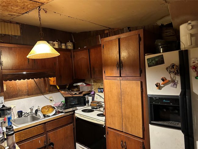 1432 S Elm St, House other with 4 bedrooms, 1 bathrooms and null parking in Sherman TX | Image 12