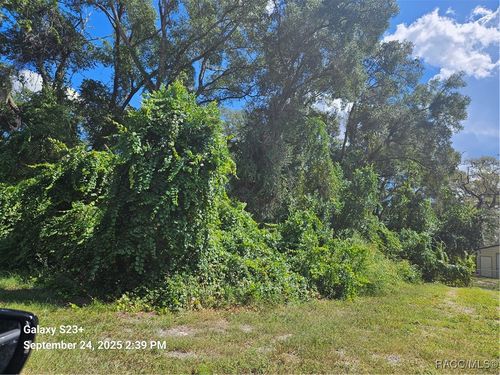 5716 E Tangelo Ln, Inverness, FL, 34453-1027 | Card Image