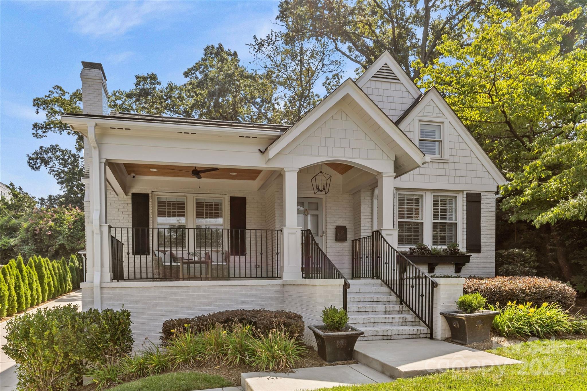 Hillsdale Ave, Charlotte, NC 28209