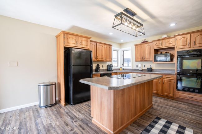 1474 Locke Mountain Rd, House other with 3 bedrooms, 3 bathrooms and null parking in HOLLIDAYSBURG PA | Image 12