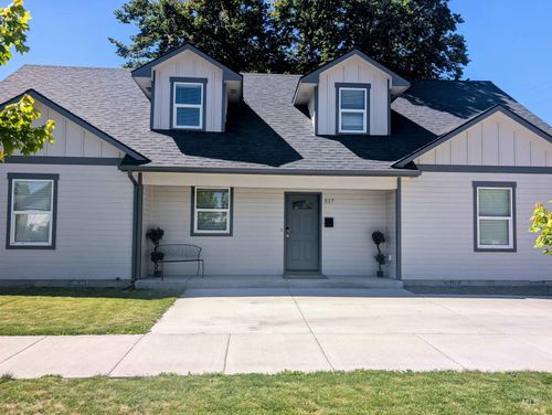 517 E Sherman Ave, Nampa, ID, 83686-5142 | Card Image