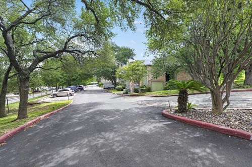 a105-4500 E Oltorf St, Austin, TX, 78741-4622 | Card Image