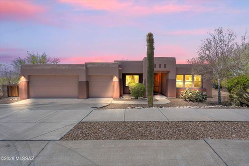 12269 N Washbed Dr, Oro Valley, AZ, 85755-8763 | Card Image