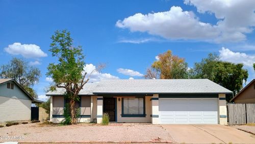 9221 N 63rd Dr, Glendale, AZ, 85302-4027 | Card Image