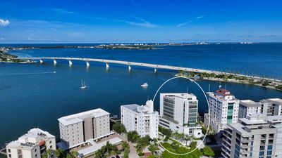 700 - 280 Golden Gate Point, Condo with 4 bedrooms, 4 bathrooms and null parking in Sarasota FL | Image 3