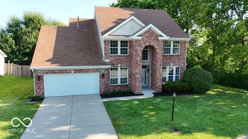 6926 Bretton Wood Dr, Indianapolis, IN, 46268-2769 | Card Image