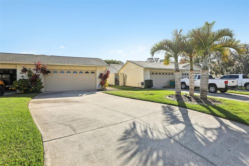 h3-2216 Cypress Cove Dr, TAVARES, FL, 32778-2015 | Card Image