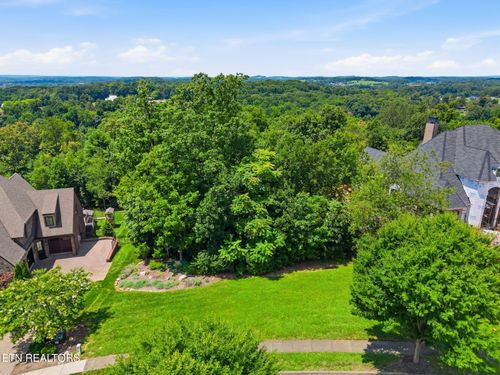 12805 Highwick Cir, Farragut, TN, 37934-8104 | Card Image