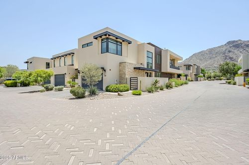 5587 E Edward Ln, Paradise Valley, AZ, 85253-4257 | Card Image