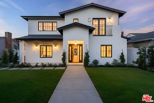 2455 23rd St, Santa Monica, CA, 90402 | Card Image