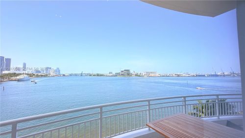 1102-848 Brickell Key Dr, Miami, FL, 33131-3700 | Card Image