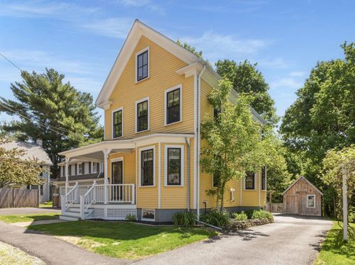 22 Cottage St, Portsmouth, NH, 03801-4109 | Card Image
