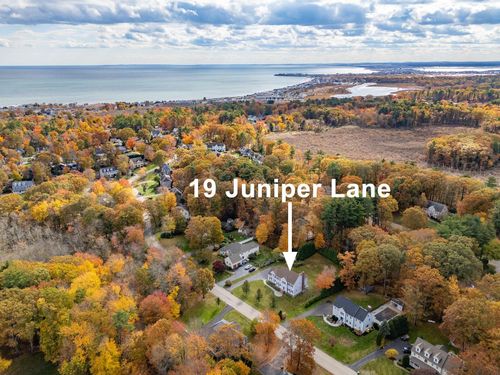 19 Juniper Ln, Hampton, NH, 03842-1521 | Card Image