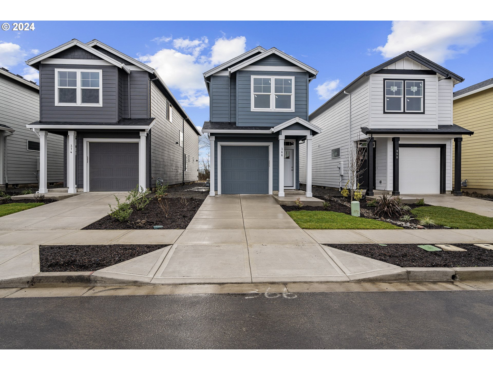 London Way, Newberg, OR 97132