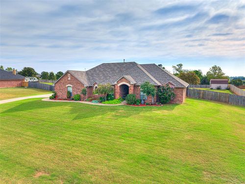 4230 Sundance Ln, Newalla, OK, 74857-1733 | Card Image