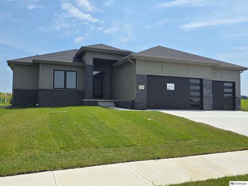 11213 N 173rd St, Bennington, NE, 68007-5834 | Card Image