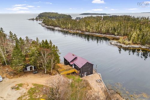 3087 Highway 329, Northwest Cove, NS, B0J1T0 | Card Image