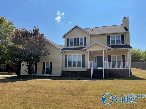 106 Longleaf Ln, Madison, AL, 35758-8326 | Card Image
