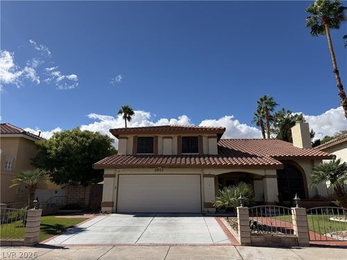 2913 Pleasant Lake Dr, Las Vegas, NV, 89117-2250 | Card Image