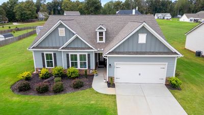 167 Waterford, Home with 4 bedrooms, 3 bathrooms and 2 parking in Cornelia GA | Image 1