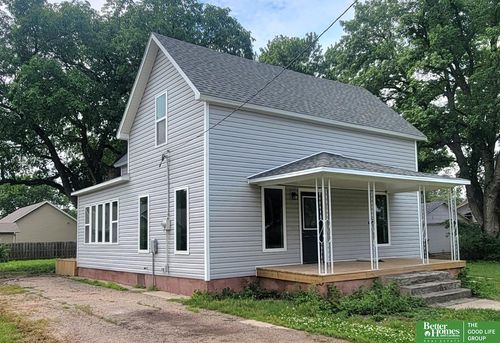 1321 N Main St, Henderson, NE, 68371-8737 | Card Image