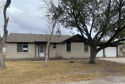 316 Hearn Ave, Agua Dulce, TX, 78330 | Card Image