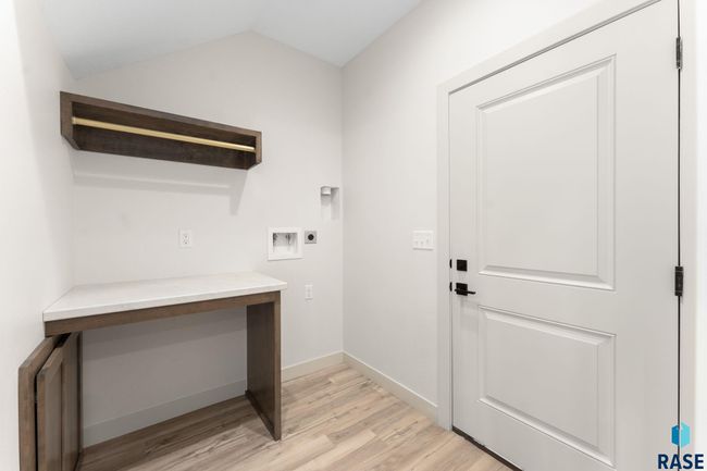 8621 W Shoreline Pl, Townhouse with 3 bedrooms, 3 bathrooms and null parking in Sioux Falls SD | Image 12
