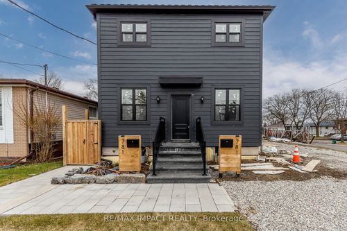 781 Oliva St, Pickering, ON, L1W2V9 | Card Image