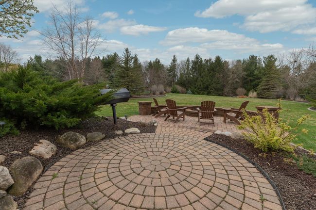 43-web-or-mls-43-Patio.jpg | Image 43