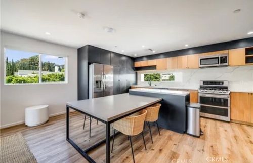 1943 Carmen Ave, Los Angeles, CA, 90068-4012 | Card Image