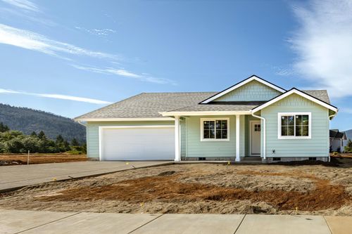 8-1106 Cascade Dr, Cave Junction, OR, 97523 | Card Image