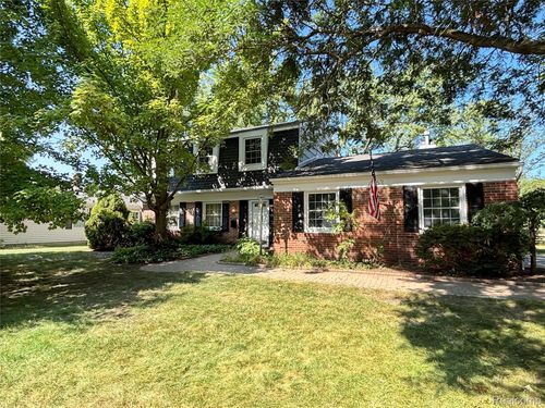 4663 Mill Pond Dr, Troy, MI, 48085-3783 | Card Image