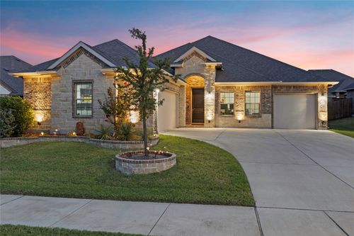 4408 Sugargrove Ln, Arlington, TX, 76001-6623 | Card Image