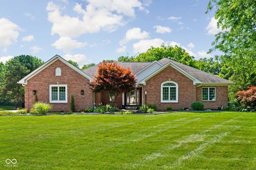 1595 Blue Phlox Dr, Avon, IN, 46123-7131 | Card Image