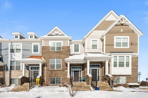 1941 Kingsley Cir, Northbrook, IL, 60062-5137 | Card Image