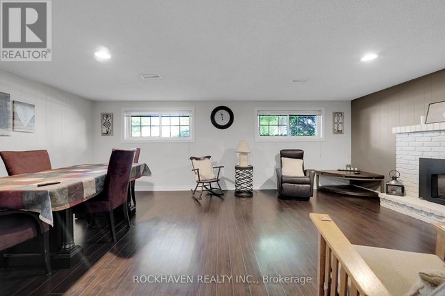 22 Nelson Street, House other with 3 bedrooms, 2 bathrooms and 5 parking in Hamilton (Waterdown) ON | Image 26