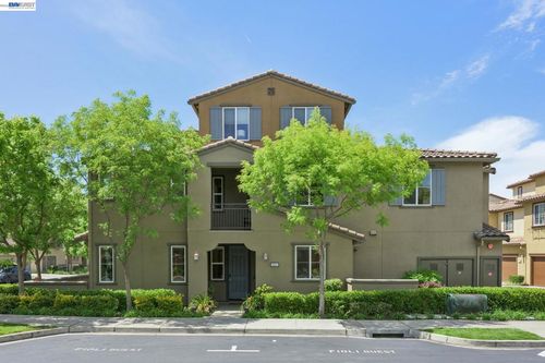 5351 Fioli Loop, San Ramon, CA, 94582-6012 | Card Image