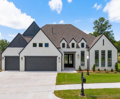 1605 Pinecrest Dr, Claremore, OK, 74017-1238 | Card Image