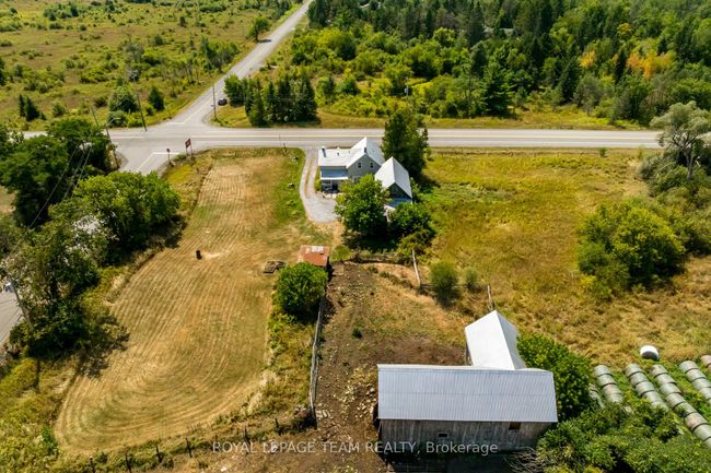 2106 Dunrobin Rd, House other with 3 bedrooms, 2 bathrooms and 8 parking in Dunrobin ON | Image 36