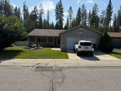 6011 Ruby Way, Nine Mile Falls, WA, 99026-9586 | Card Image
