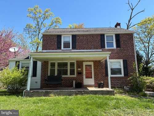 2515 Woodleigh Rd, Havertown, PA, 19083-1304 | Card Image