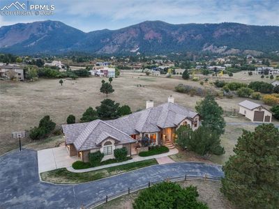 820 Forest View Circle, House other with 5 bedrooms, 1 bathrooms and 7 parking in Monument CO | Image 2