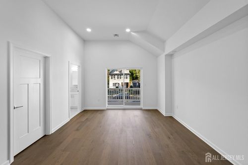 410 Morris Pl, Roselle, NJ, 07203-2236 | Card Image