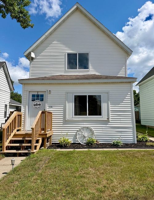 508 4th St Ne, Little Falls, MN, 56345-2727 | Card Image