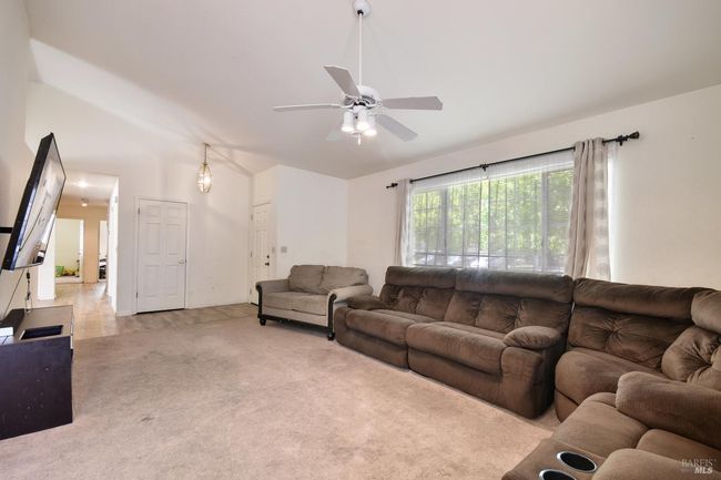 2928 Candleberry Way, House other with 4 bedrooms, 2 bathrooms and 3 parking in Fairfield CA | Image 11