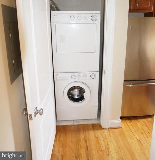 apt-106-1929 1st St Nw, WASHINGTON, DC, 20001-1047 | Card Image